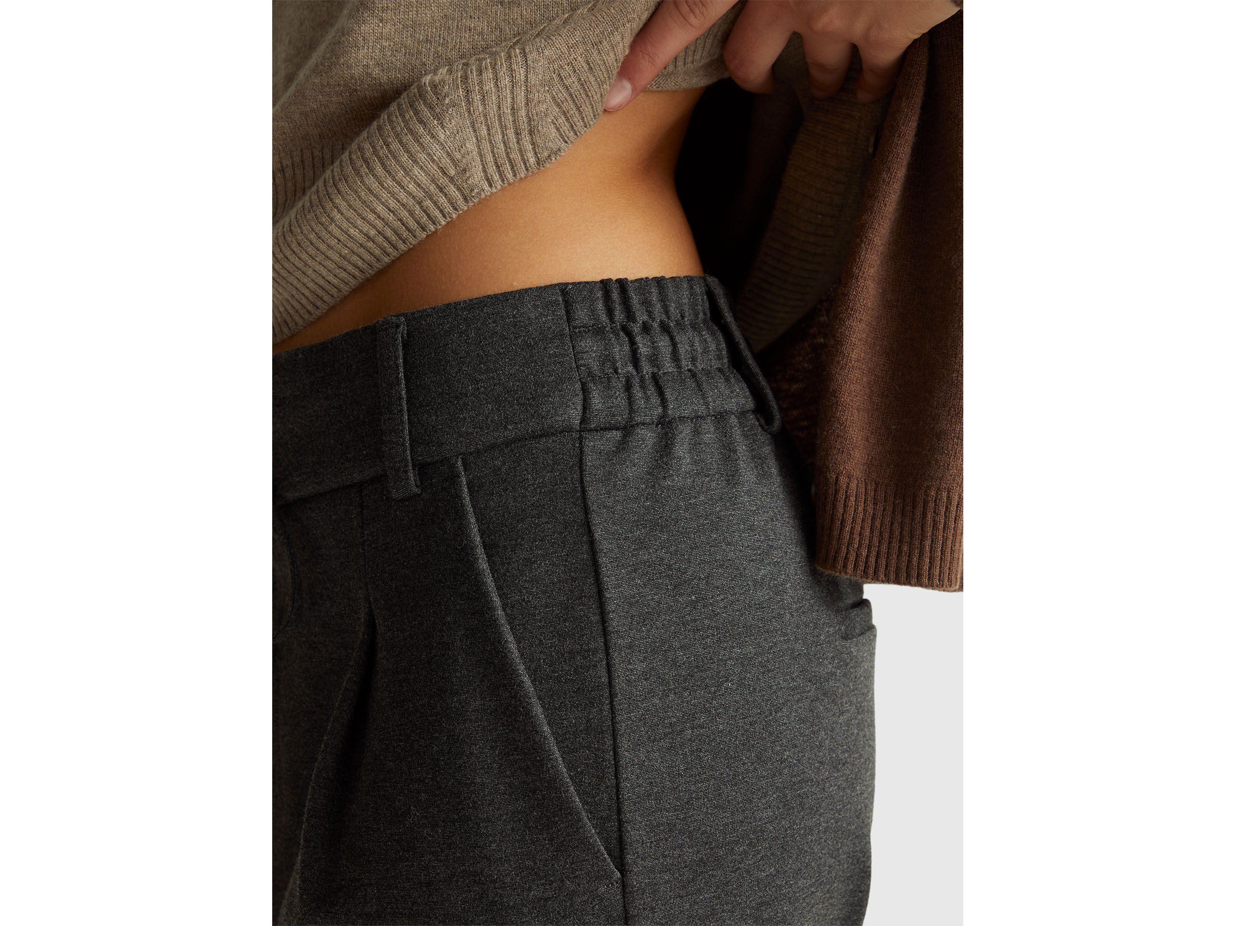 TROUSERS Women image number 4